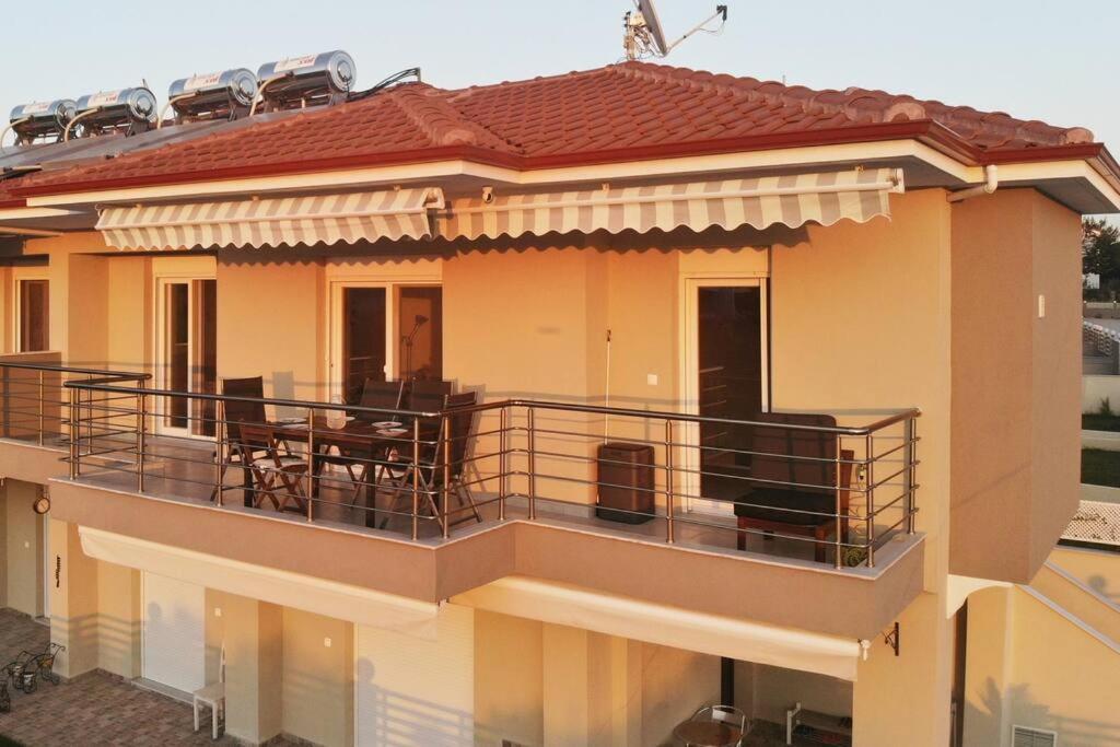 Orange Apartment Nikiti  Buitenkant foto